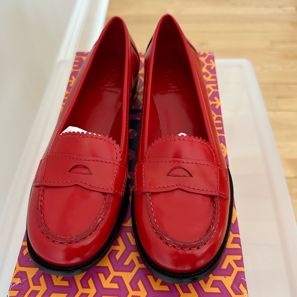New! Tory Burch Red Loafers - Picture 5 of 17